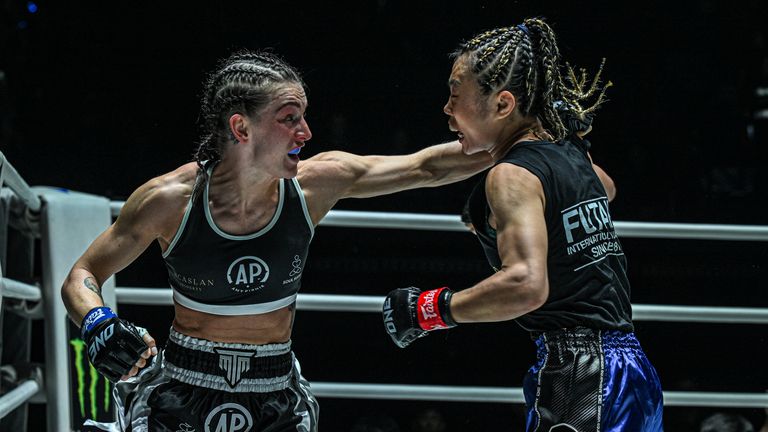 Amy Pirnie defeated Yu Yau Pui via knockout at 0:49 of round one
